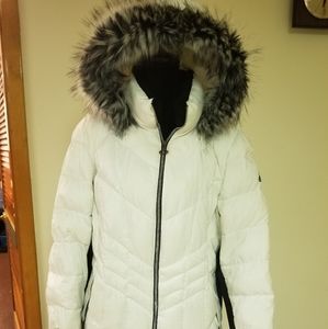 White Zeroxposur winter coat NWOT